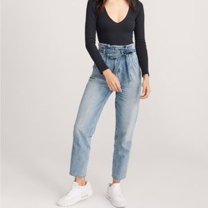 PAPERBAG WAIST JEANS